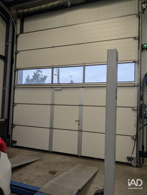 Local commercial - 765 m²