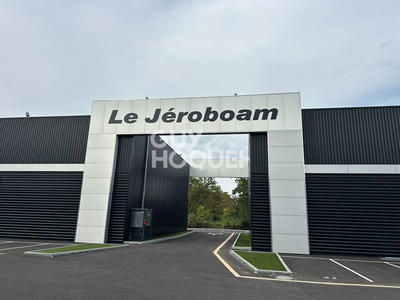 Local d'activité / Entrepôt - 187 m²