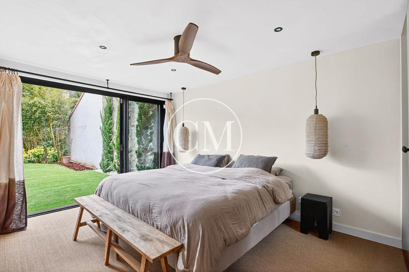 Maison - 215 m² - 6 pièces