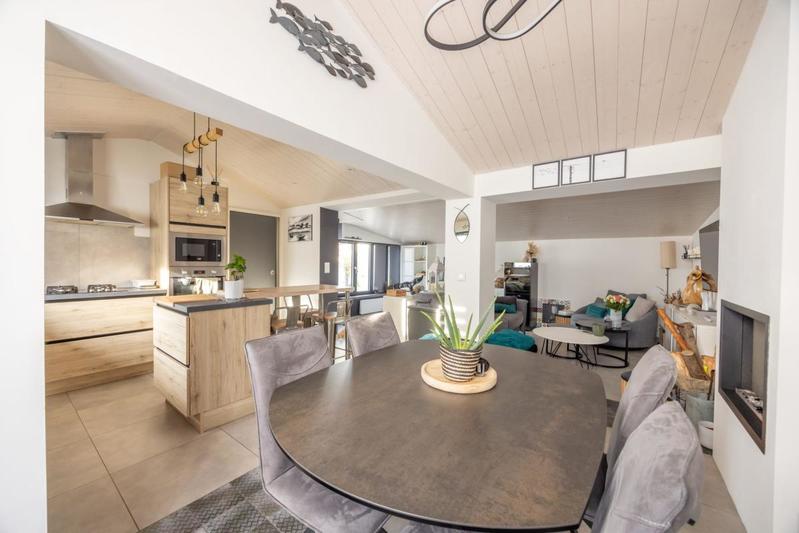 Maison - 105 m² - 5 pièces