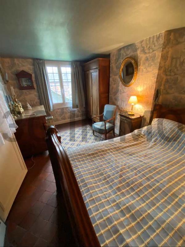 Villa - 236 m² - 12 pièces