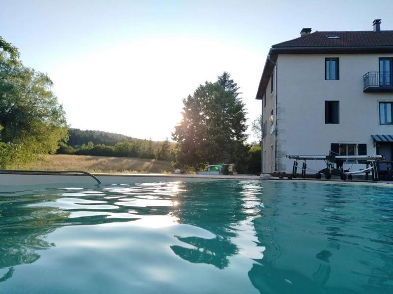 Maison - 240 m² - 6 pièces