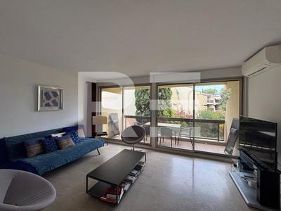 Appartement - 80 m² - 3 pièces