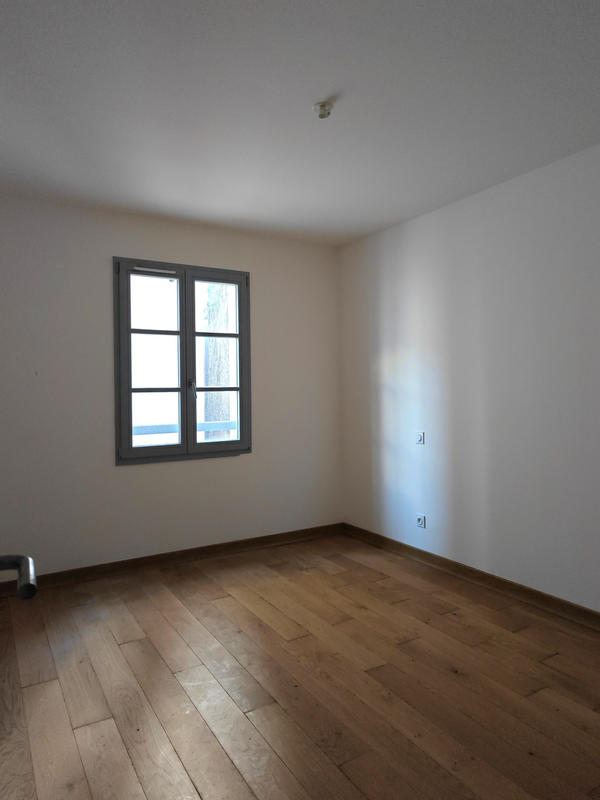 Appartement - 81 m² - 3 pièces