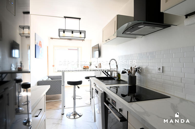 Chambre - 9 m² - 3 pièces