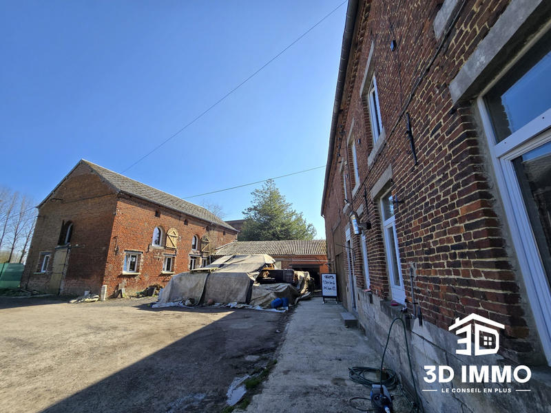 Maison - 203 m² - 9 pièces