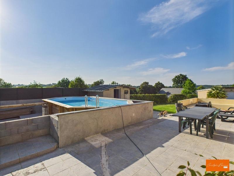 Maison - 100 m² - 6 pièces