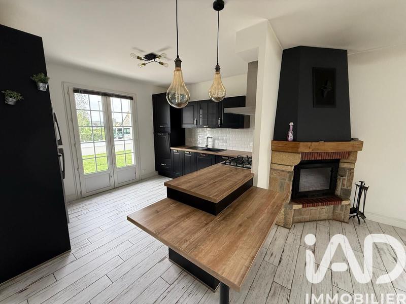 Maison - 140 m² - 5 pièces