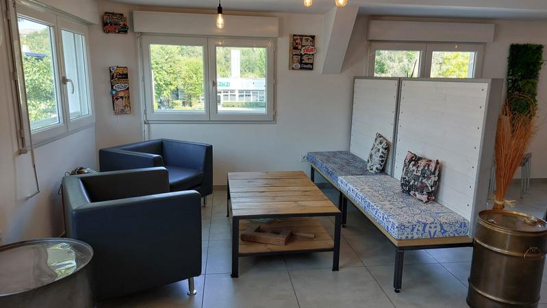 Local commercial - 149 m² - 5 pièces