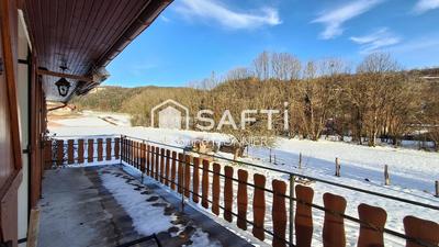 Maison - 185 m² - 9 pièces