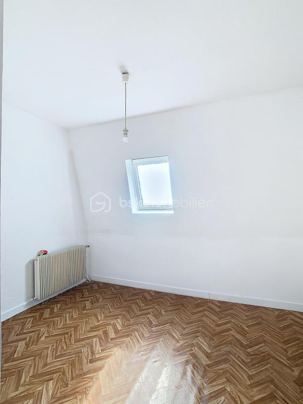 Maison - 60 m² - 5 pièces