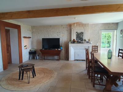 Maison - 210 m² - 7 pièces
