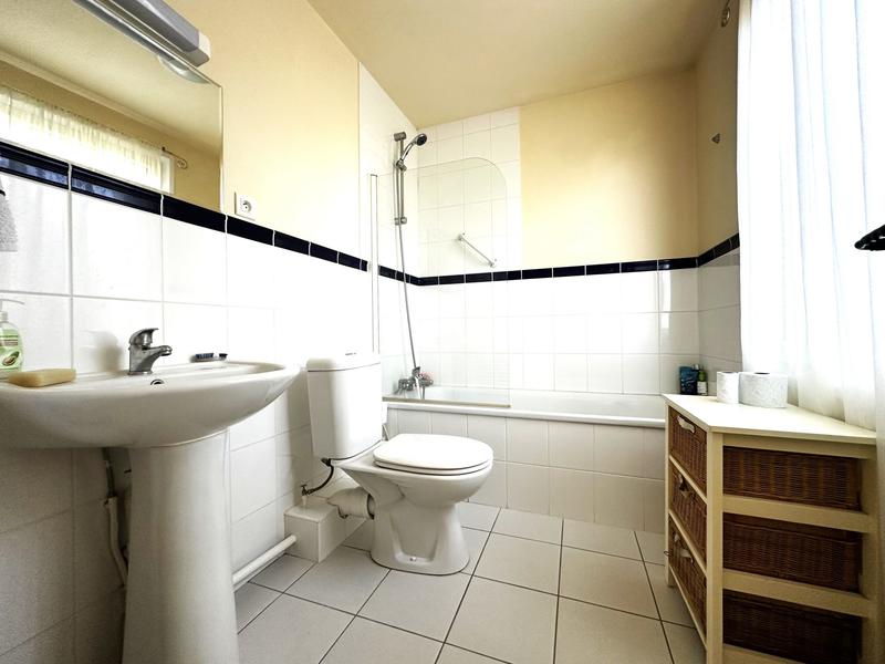 Maison traditionnelle - 100 m² - 5 pièces