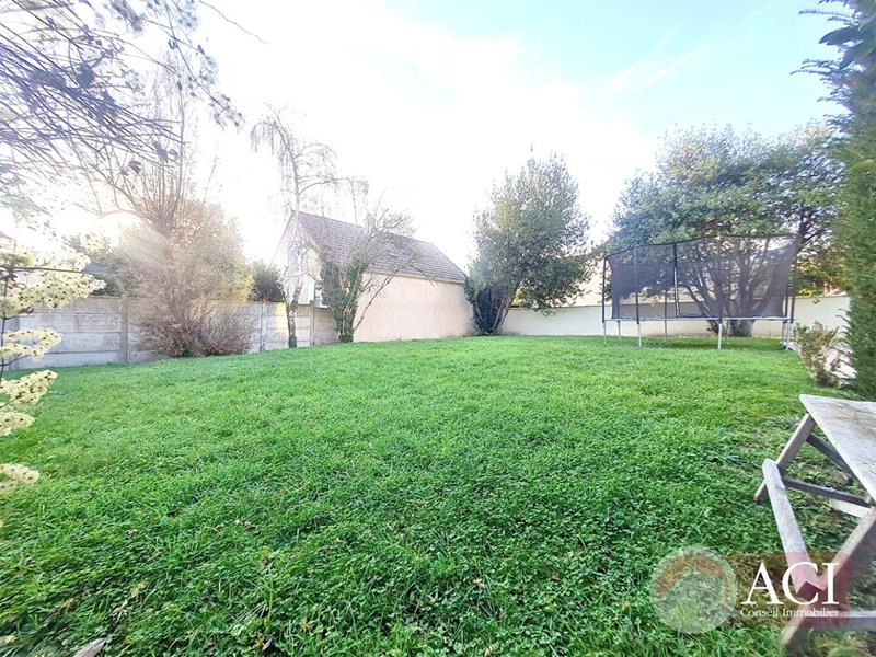 Maison - 140 m² - 7 pièces