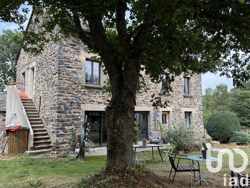 Maison - 197 m² - 8 pièces