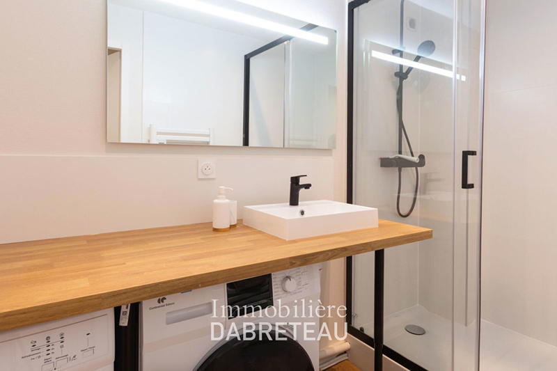 Appartement - 129 m² - 8 pièces