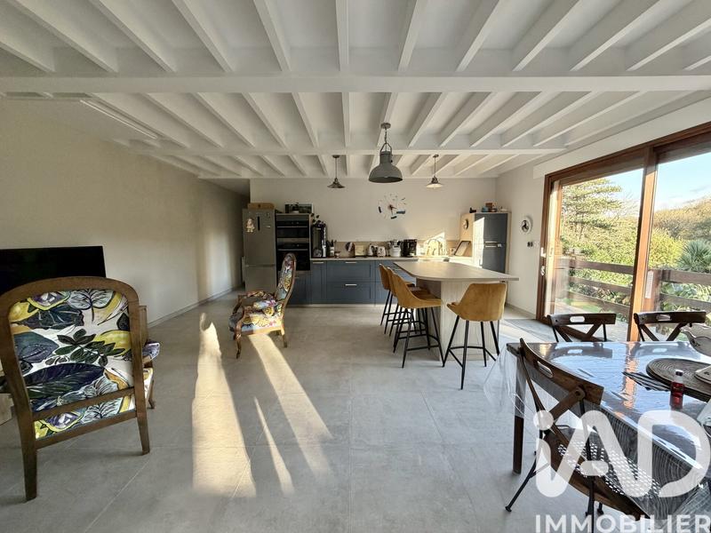 Maison - 93 m² - 3 pièces