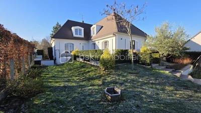 Maison - 197 m² - 6 pièces