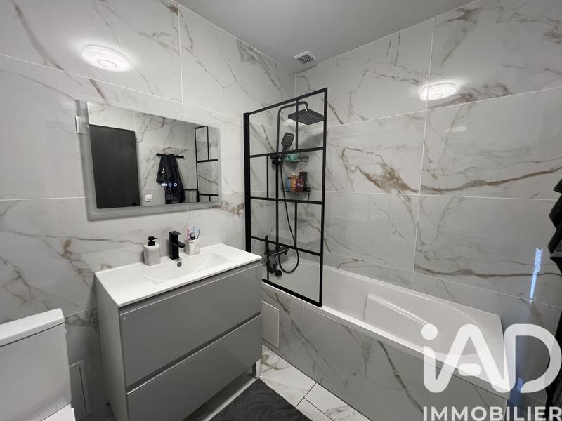 Maison - 91 m² - 5 pièces