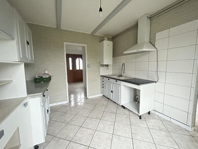 Maison - 83 m² - 5 pièces