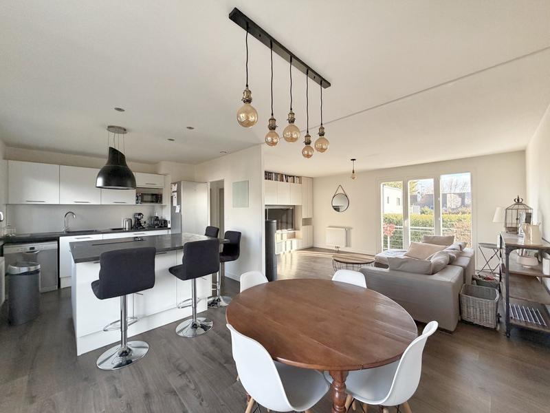 Maison - 121 m² - 5 pièces