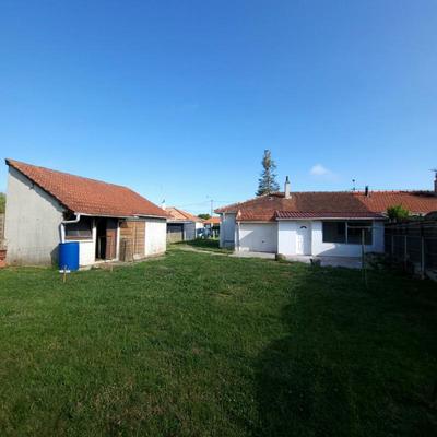 Maison - 85 m² - 6 pièces