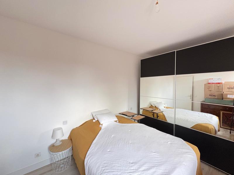 Demeure - 220 m² - 5 pièces