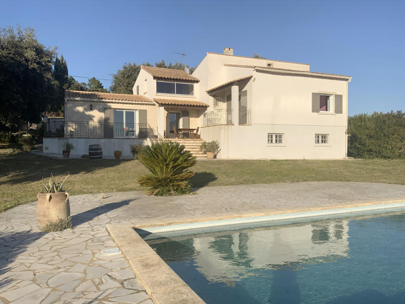 Maison - 140 m² - 5 pièces