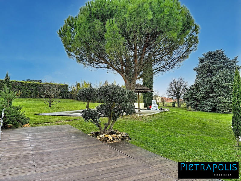 Villa - 160 m² - 6 pièces