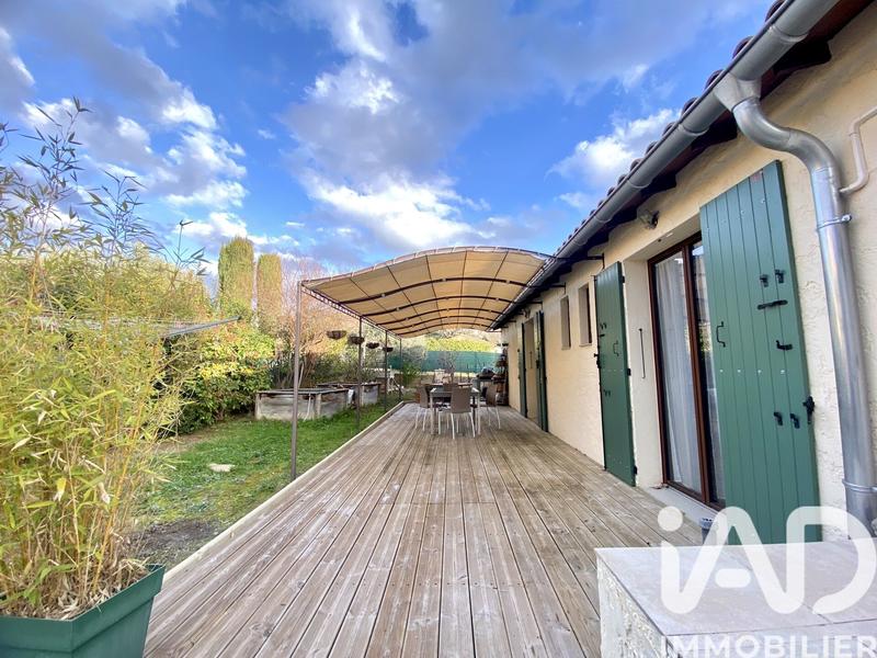 Maison - 99 m² - 5 pièces