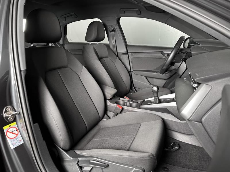 Audi A3 Berline 30 Tdi 116ch Virtual Cockpit Camera Gps Carplay Regul Park Assist Clim 116 Ch 1°Main