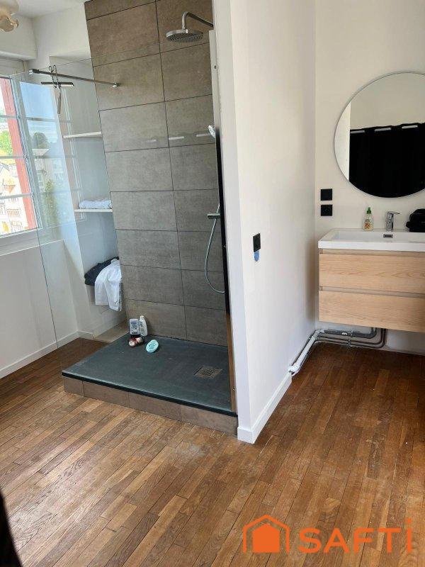 Appartement - 103 m² - 6 pièces