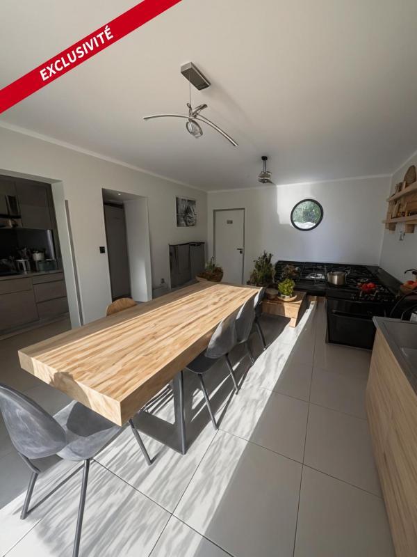 Maison - 100 m² - 4 pièces