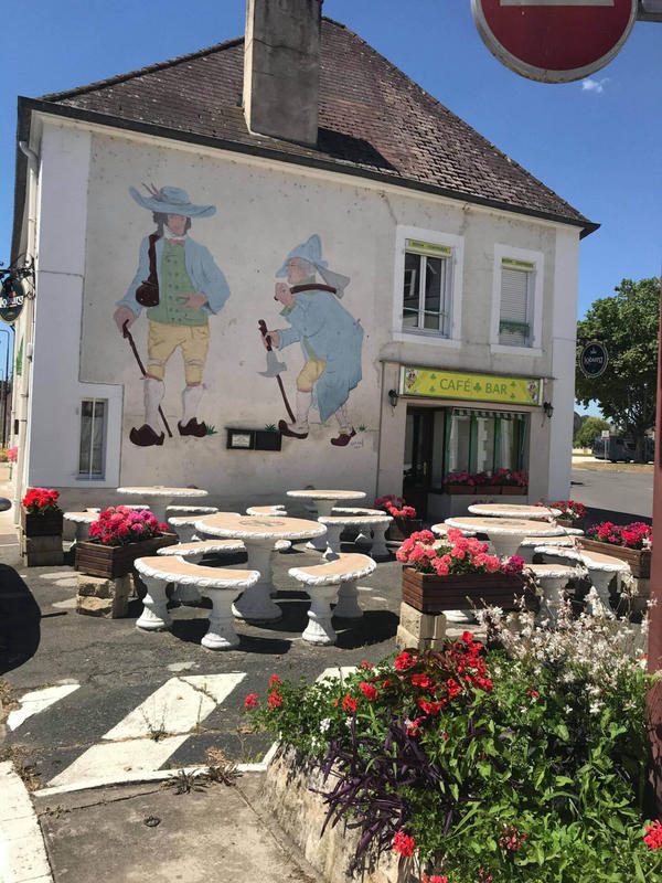 Maison - 280 m² - 12 pièces