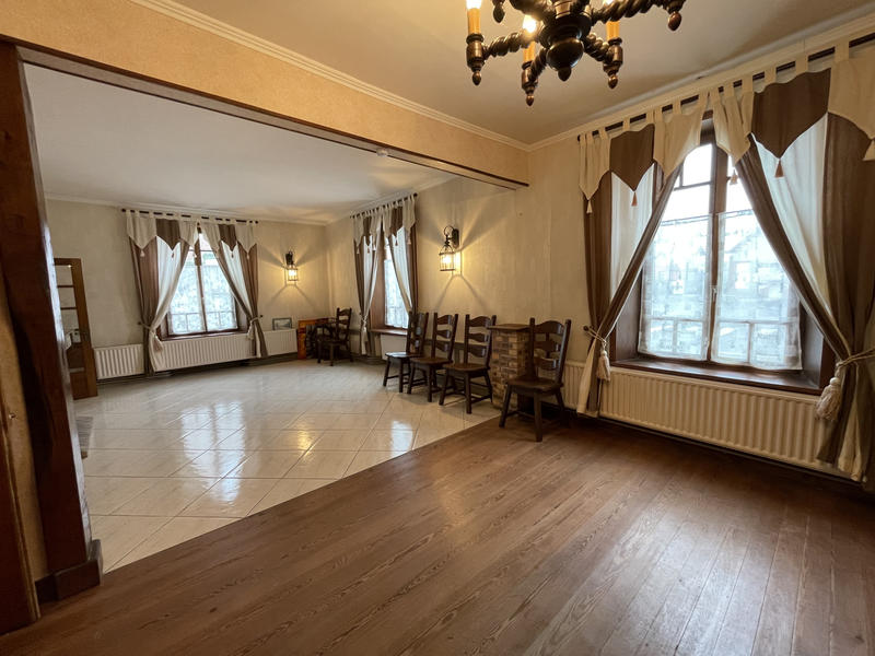 Maison - 170 m² - 6 pièces