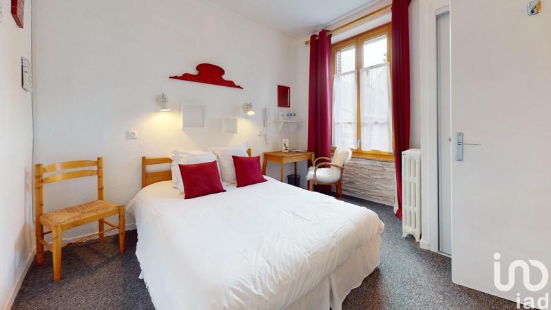 Local commercial - 606 m²