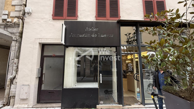 Local commercial - 21 m² - 1 pièce