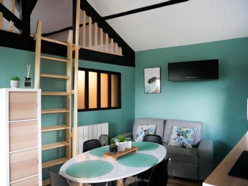 Maison en pierre - 254 m² - 7 pièces