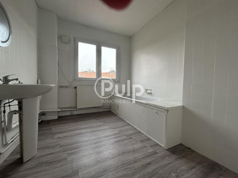 Maison - 82 m² - 5 pièces