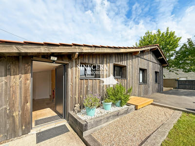 Maison - 94 m² - 4 pièces