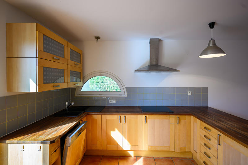 Maison - 234 m² - 7 pièces