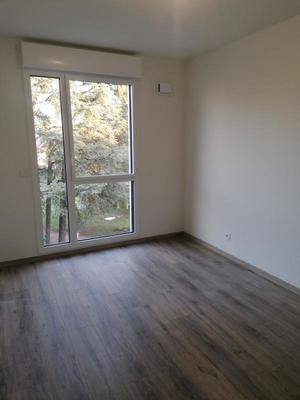 Appartement - 80 m² - 5 pièces