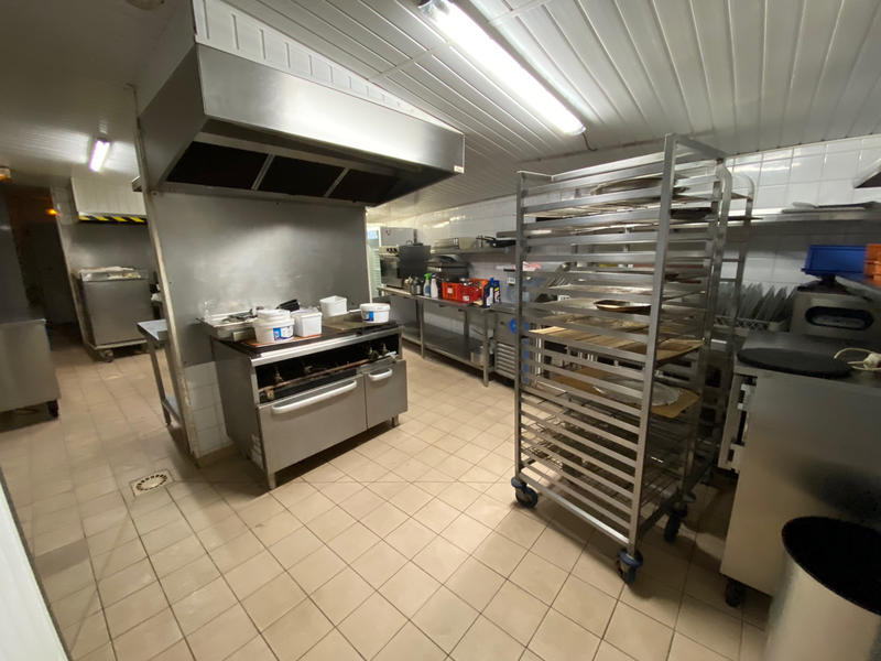 Local commercial - 497 m²