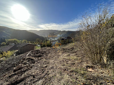 Terrain - 2 800 m²