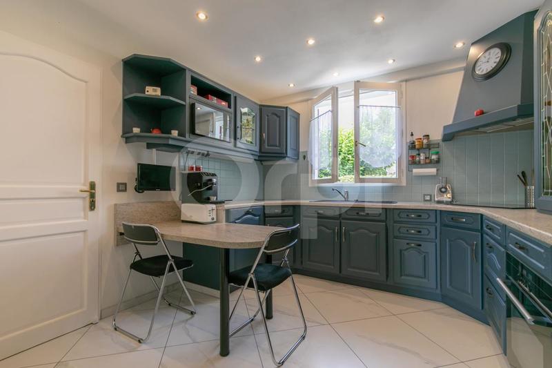 Maison - 152 m² - 7 pièces