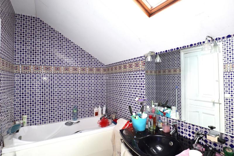 Maison - 152 m² - 6 pièces