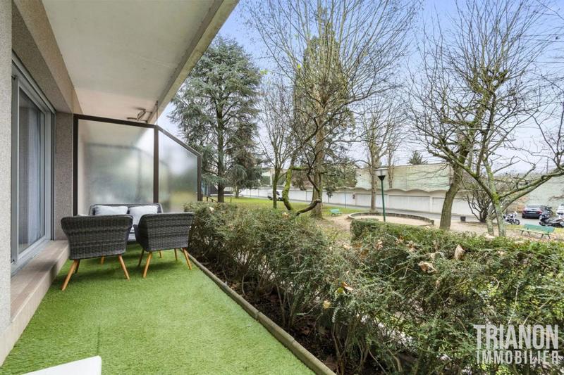 Appartement - 111 m² - 5 pièces