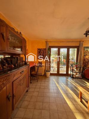 Maison - 180 m² - 6 pièces