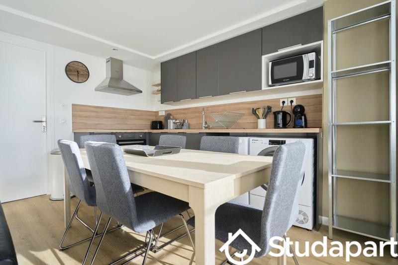 Chambre - 10 m² - 1 pièce