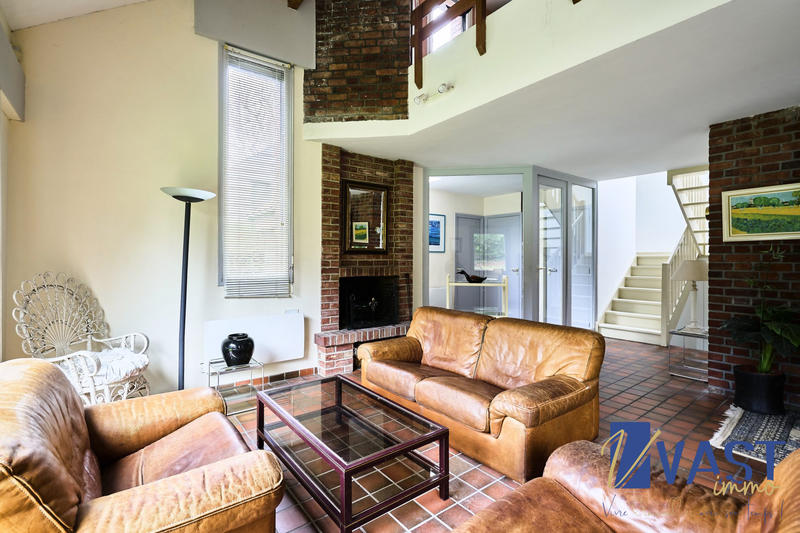 Maison - 137 m² - 5 pièces